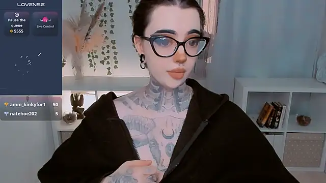Snapshot of Dixi_Pixi_ chatting on July 18, 5:44 am Dixi Pixi online show from July 18, 5:44 am