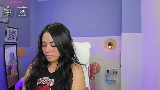 Chloe fischer  online show from October 27, 2:54 pm