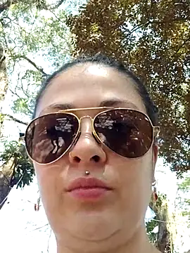 LisbethMoore  online show from January 17, 6:55 pm