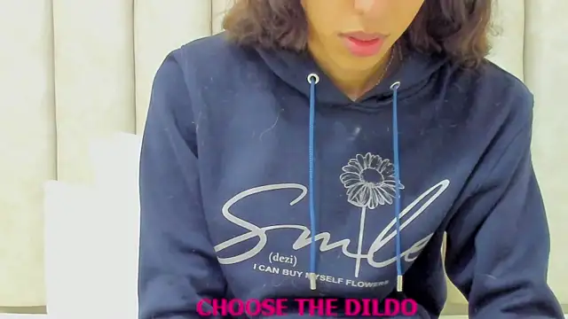 FreyaMoller online show from November 1, 6:21 pm