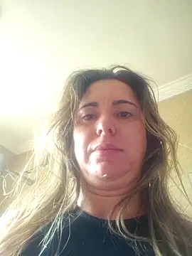 josyflores01 online show from February 21, 12:06 pm