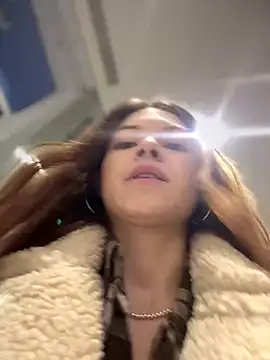 Times  Square online show from December 8, 9:13 am