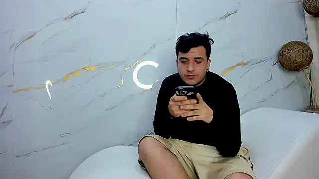 SlimLoves online show from February 16, 7:48 am