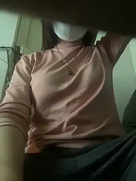 Snapshot of Tuongvy05 chatting on January 25, 1:54 am Tuongvy05 online show from January 25, 1:54 am