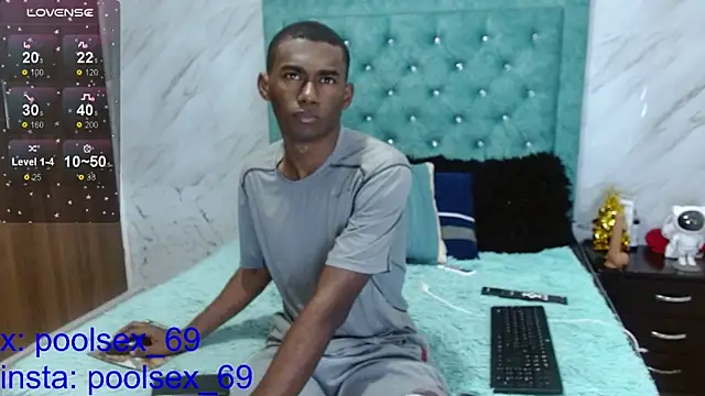 Snapshot of Poolsex_69 chatting on January 5, 1:36 pm Poolsex 69 online show from January 5, 1:36 pm