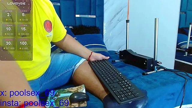 Snapshot of Poolsex_69 chatting on January 7, 1:46 pm Poolsex 69 online show from January 7, 1:46 pm