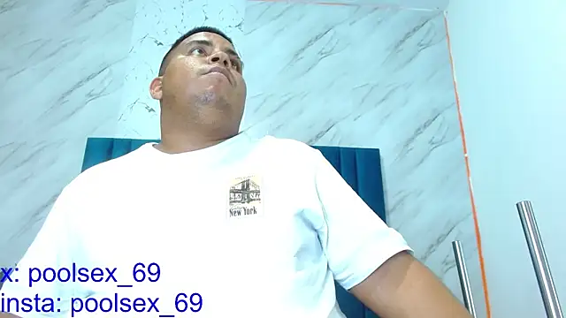 Snapshot of Poolsex_69 chatting on January 16, 9:40 pm Poolsex 69 online show from January 16, 9:40 pm