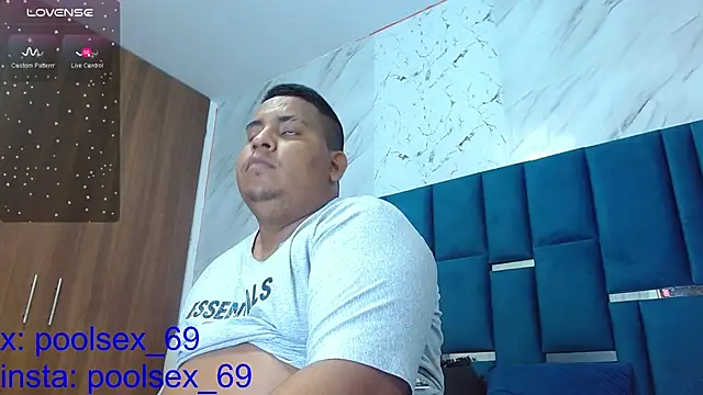 Snapshot of Poolsex_69 chatting on January 18, 1:51 pm Poolsex 69 online show from January 18, 1:51 pm