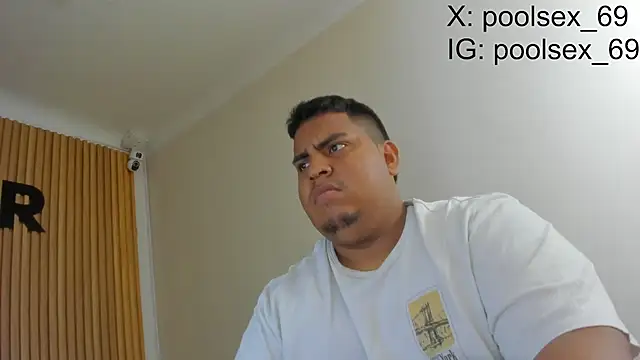 Snapshot of Poolsex_69 chatting on September 15, 1:55 pm Poolsex 69 online show from September 15, 1:55 pm