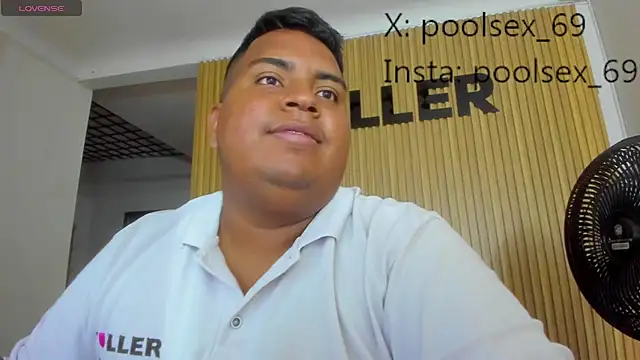 Snapshot of Poolsex_69 chatting on October 22, 7:24 pm Poolsex 69 online show from October 22, 7:24 pm