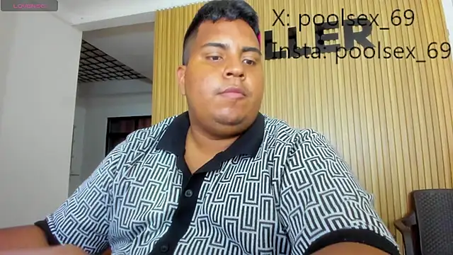 Snapshot of Poolsex_69 chatting on October 25, 8:58 pm Poolsex 69 online show from October 25, 8:58 pm