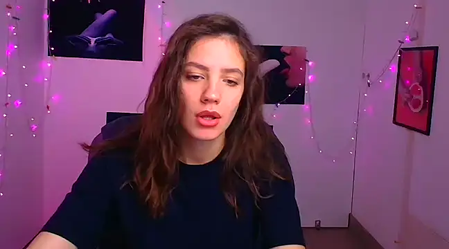 Snapshot of Dana_Joy_ chatting on December 8, 6:22 am Dana Joy online show from December 8, 6:22 am