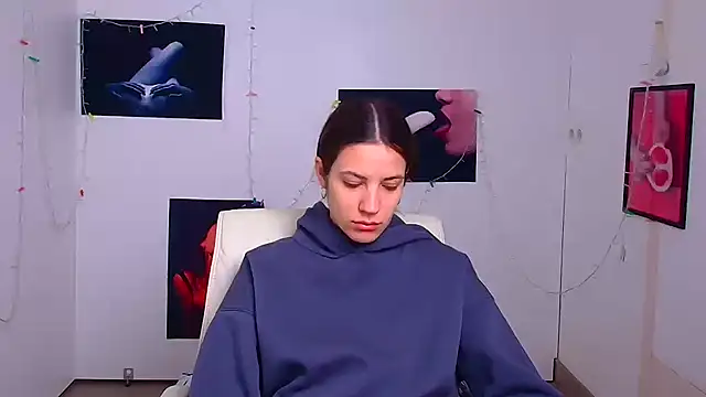 Snapshot of Dana_Joy_ chatting on December 23, 6:33 am Dana Joy online show from December 23, 6:33 am