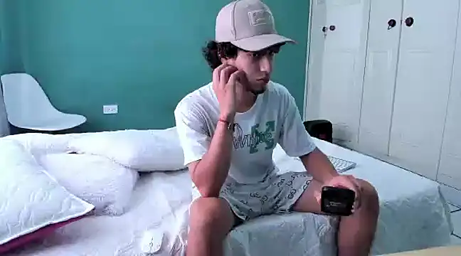 Snapshot of Chandler_ken chatting on February 4, 4:08 pm Chandler ken online show from February 4, 4:08 pm