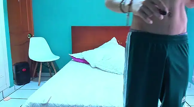 Snapshot of Chandler_ken chatting on March 4, 8:27 pm Chandler ken online show from March 4, 8:27 pm