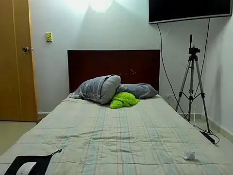 Snapshot of Chandler_ken chatting on November 17, 4:18 am Chandler ken online show from November 17, 4:18 am