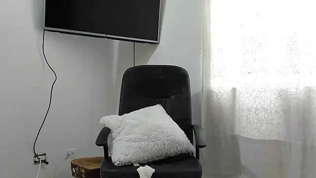 Chandler ken online show from May 4, 12:23 pm