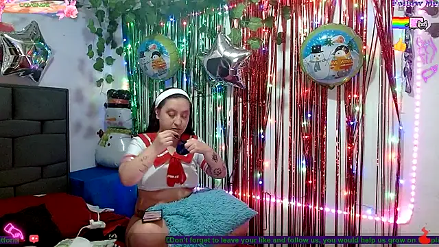 the lesbian game online show from December 22, 7:33 pm