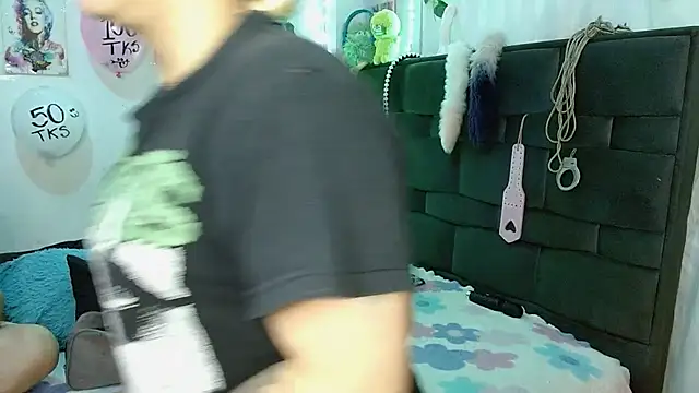 the lesbian game online show from March 21, 5:27 pm