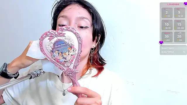 lizzy davis 1 online show from February 2, 3:38 am