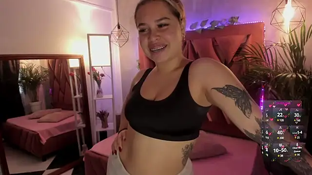 Haelycute online show from February 28, 11:25 am