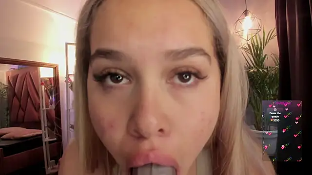 Haelycute online show from March 4, 11:29 am