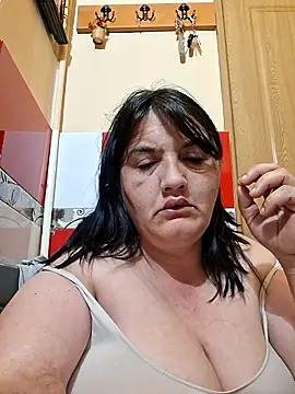 Snapshot of SexyNicool35 chatting on April 18, 2:48 am SexyNicool35 online show from April 18, 2:48 am