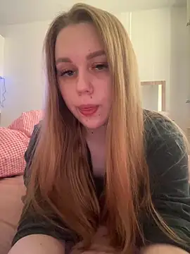 Marylallka5 online show from June 7, 1:15 pm