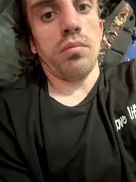 Snapshot of baby23boy chatting on November 3, 8:32 pm baby23boy online show from November 3, 8:32 pm