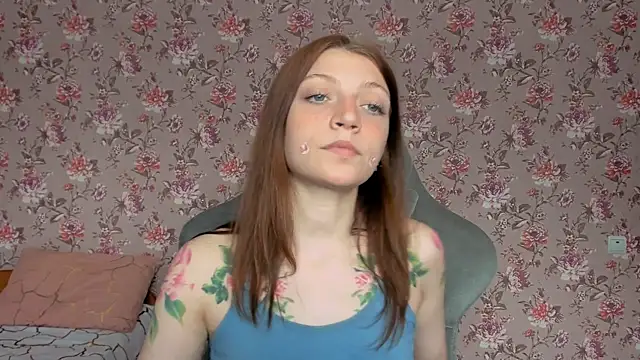 Snapshot of Lolly_Haze chatting on May 19, 3:46 am Lolly Haze online show from May 19, 3:46 am