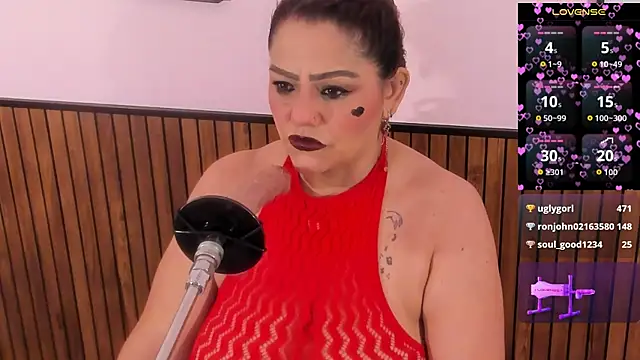 Snapshot of Aaliyah_Padron chatting on June 4, 12:11 pm Aaliyah Padron online show from June 4, 12:11 pm