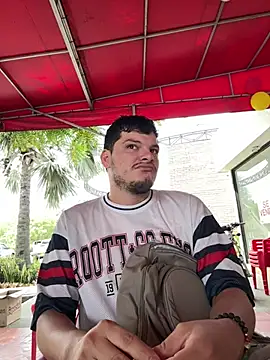  Ottis  online show from April 10, 2:33 pm