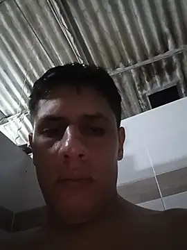 Snapshot of alegordis chatting on July 14, 2:05 am alegordis online show from July 14, 2:05 am