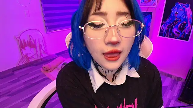 Miwa violet online show from July 31, 11:59 pm