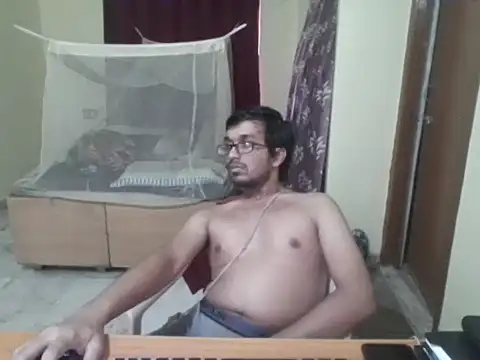 Snapshot of THE_NAKED_BOY chatting on February 17, 4:09 am THE NAKED BOY online show from February 17, 4:09 am