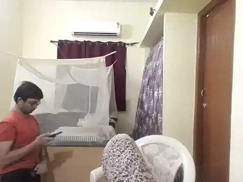 Snapshot of THE_NAKED_BOY chatting on April 1, 1:12 pm THE NAKED BOY online show from April 1, 1:12 pm