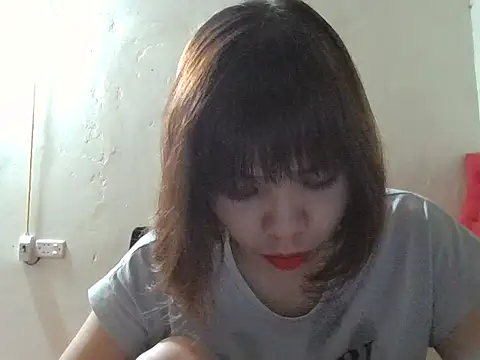 Angela-Eira online show from October 3, 9:45 pm