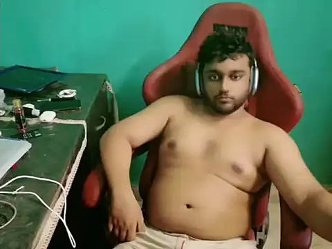 Snapshot of telugu_boy_ chatting on October 19, 11:11 am telugu boy  online show from October 19, 11:11 am