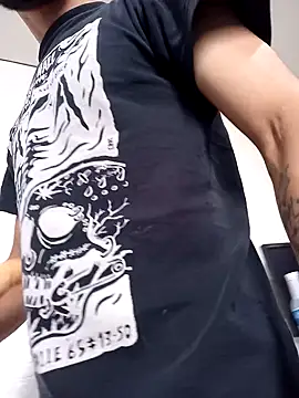 weedmanhot28 online show from March 2, 5:25 pm