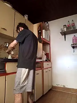 weedmanhot28 online show from February 27, 1:00 pm