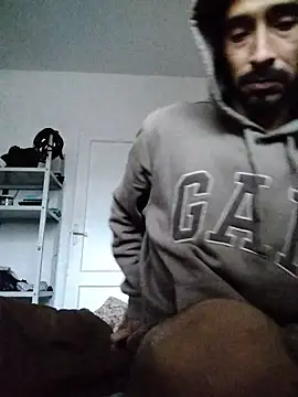 weedmanhot28 online show from May 8, 6:30 am