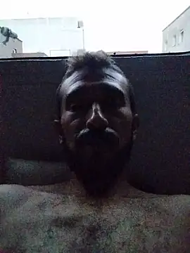 weedmanhot28 online show from June 26, 7:40 pm