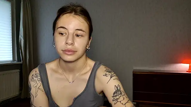 Snapshot of MazzyDoll chatting on July 5, 6:09 am MazzyDoll online show from July 5, 6:09 am