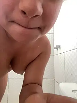 Snapshot of PutinhapeludaBabyHairy chatting on February 12, 10:56 am PutinhapeludaBabyHairy online show from February 12, 10:56 am