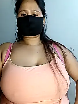 Snapshot of Tishani chatting on January 7, 2:41 pm Tishani online show from January 7, 2:41 pm