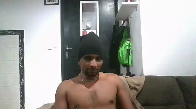 Snapshot of WellingtonPiettroRio chatting on December 14, 10:28 pm WellingtonPiettroRio online show from December 14, 10:28 pm