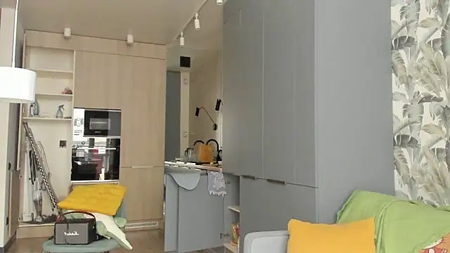 Lilith lutherlow online show from February 14, 1:08 pm