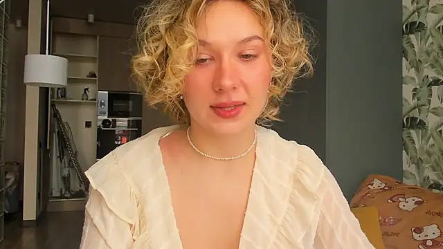 Lilith lutherlow online show from February 16, 1:29 pm