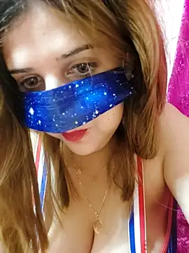 Snapshot of LoNa-daloua chatting on May 23, 7:51 pm LoNa-daloua online show from May 23, 7:51 pm
