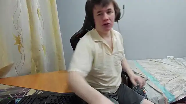 iliaskrislove online show from March 12, 1:01 am